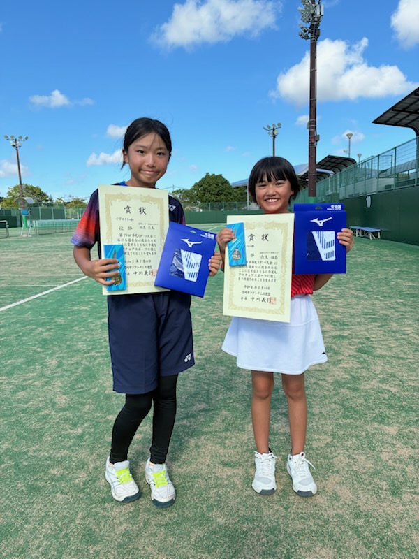 小学生女子の部 優勝 福島・長友ペア（宮崎ジュニア・宮崎フェニックスSTC）