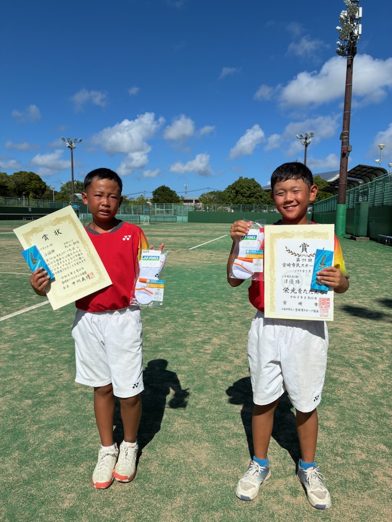 小学生男子Aの部 準優勝 新垣・松山ペア（宮崎ジュニア）