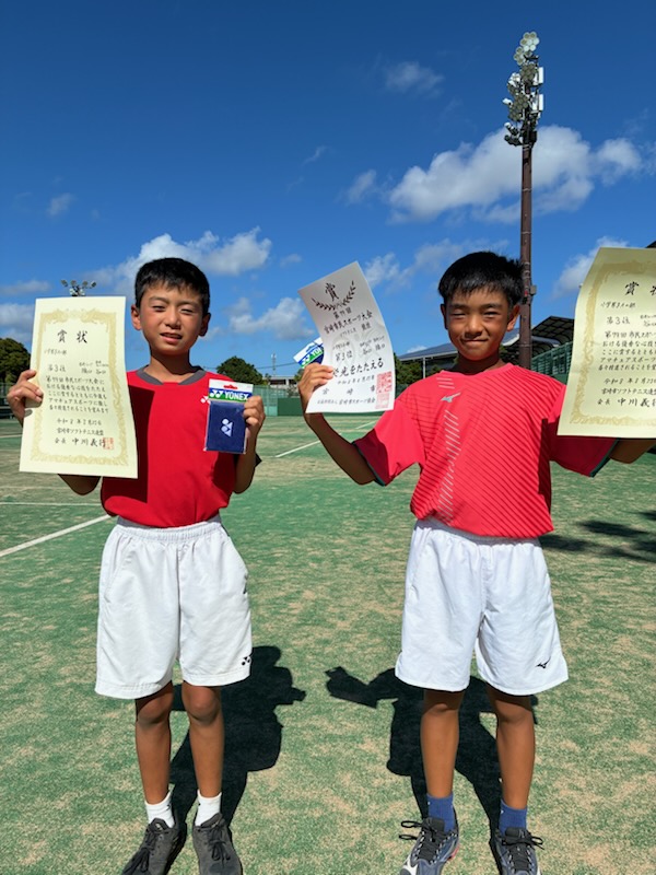 小学生男子Aの部 ３位 橋口・谷口ペア（宮崎ジュニア・宮崎フェニックスSTC）