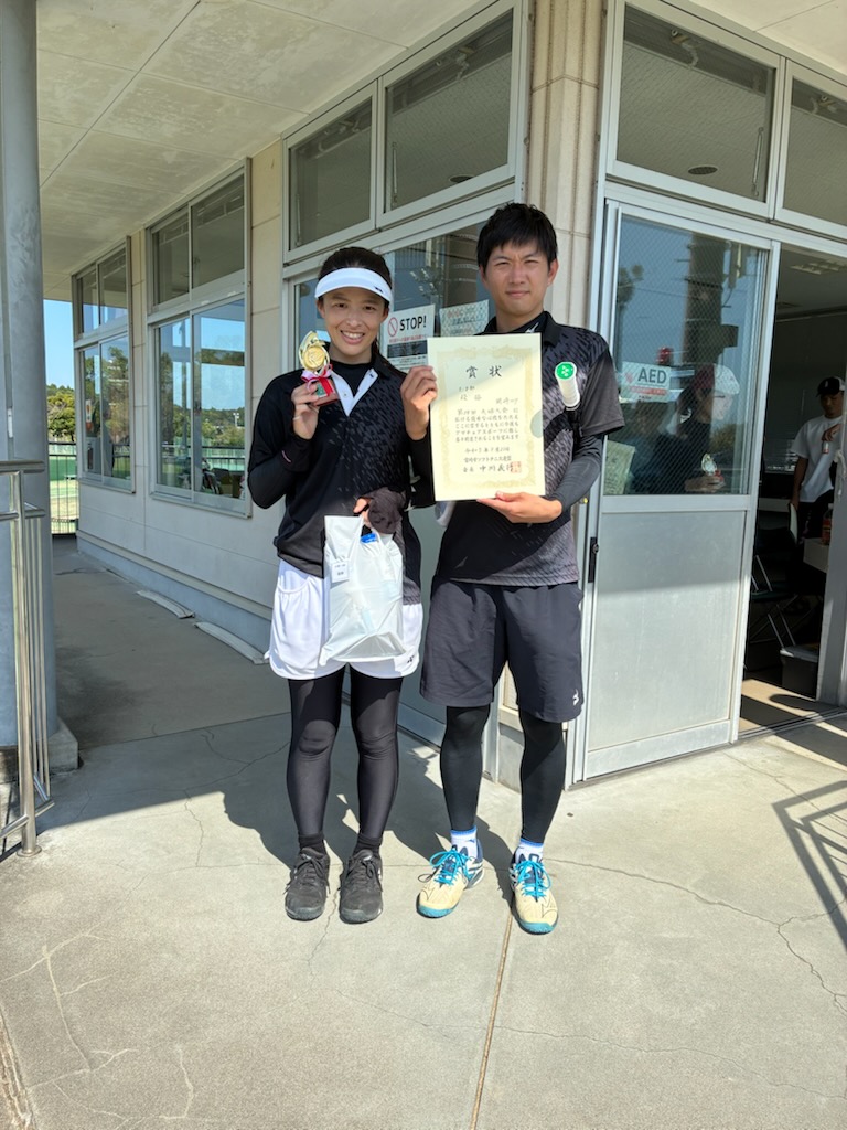 夫婦１・２部　優勝 岡崎ペア（宮崎ソフト）