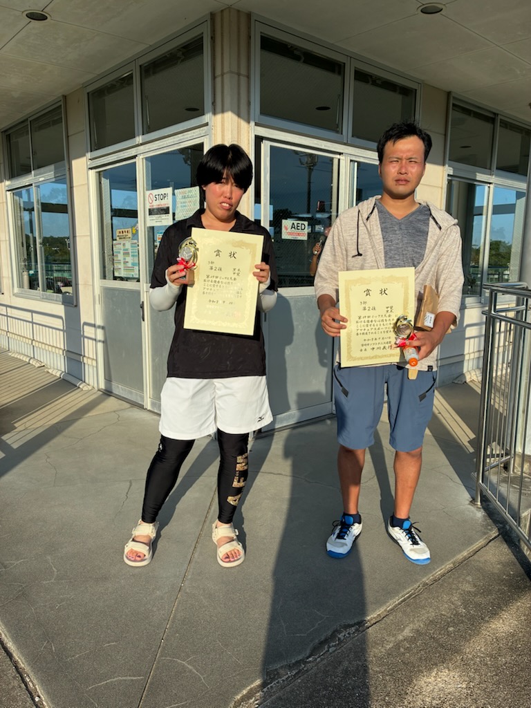 ミックス３部　２位 甲斐・黒木ペア（日向）