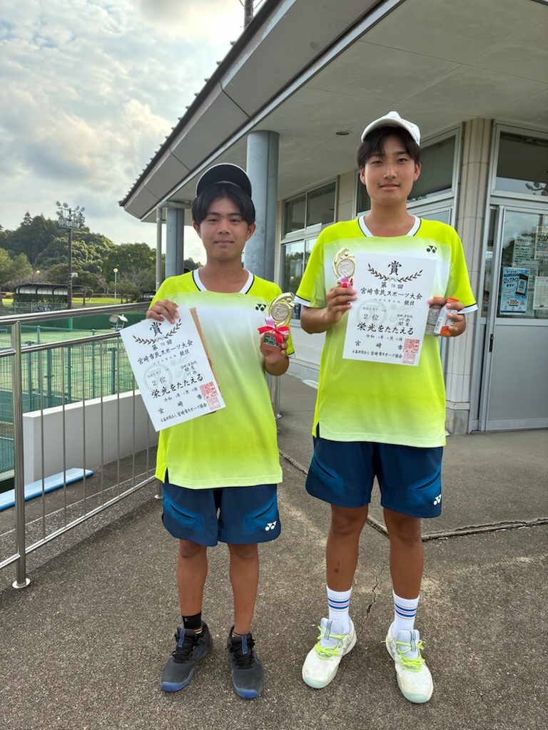高校生男子　２位 川西・関屋ペア（宮崎工業高校）